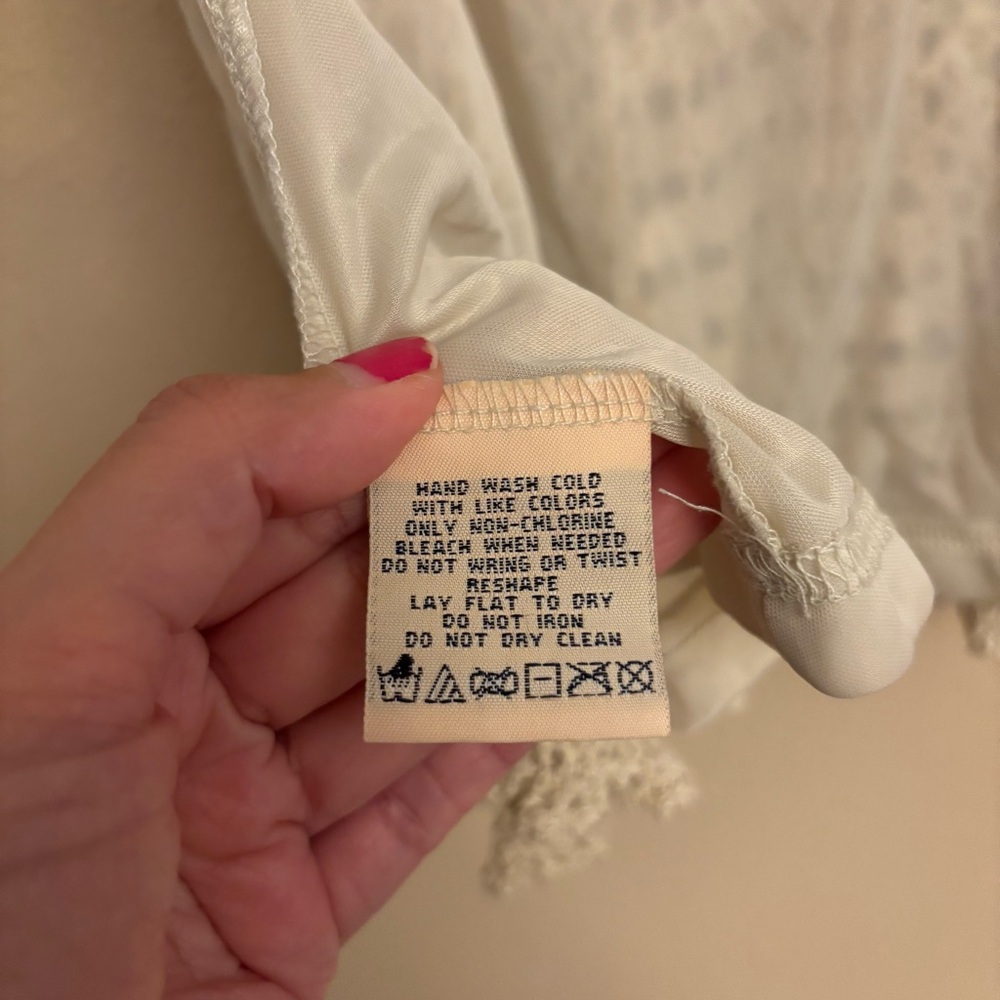 Faded Glory Crochet Cami - Picture 10 of 11